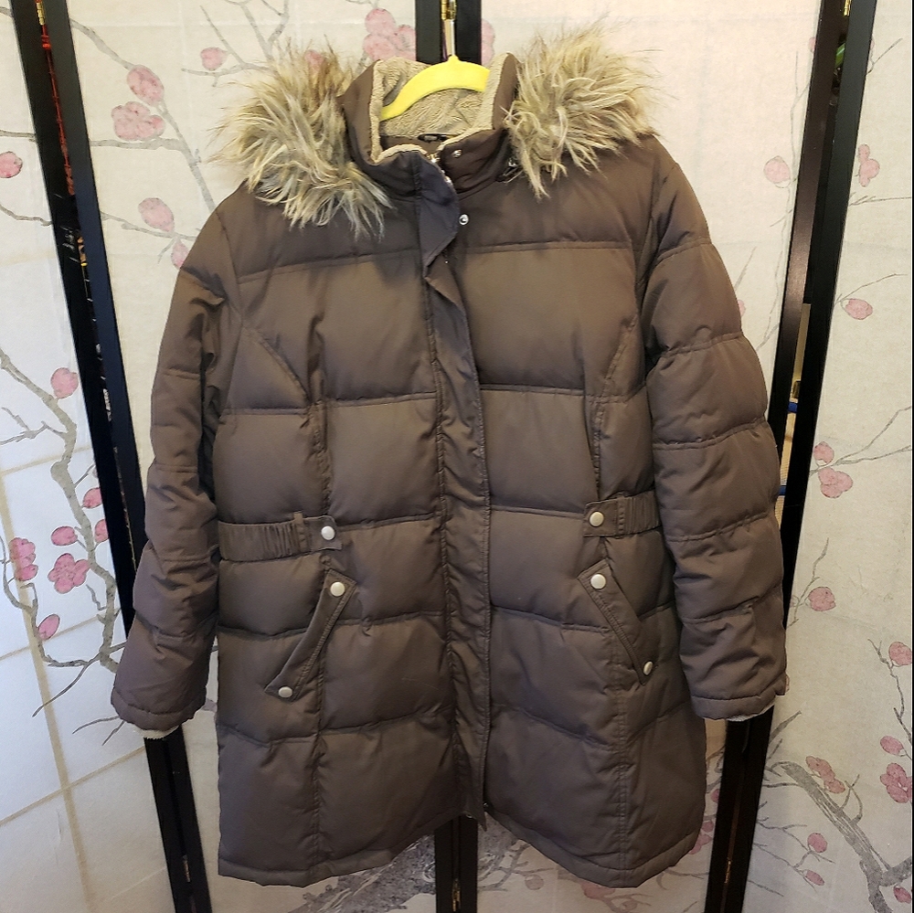 AE Power Down Series Long Puffer Coat